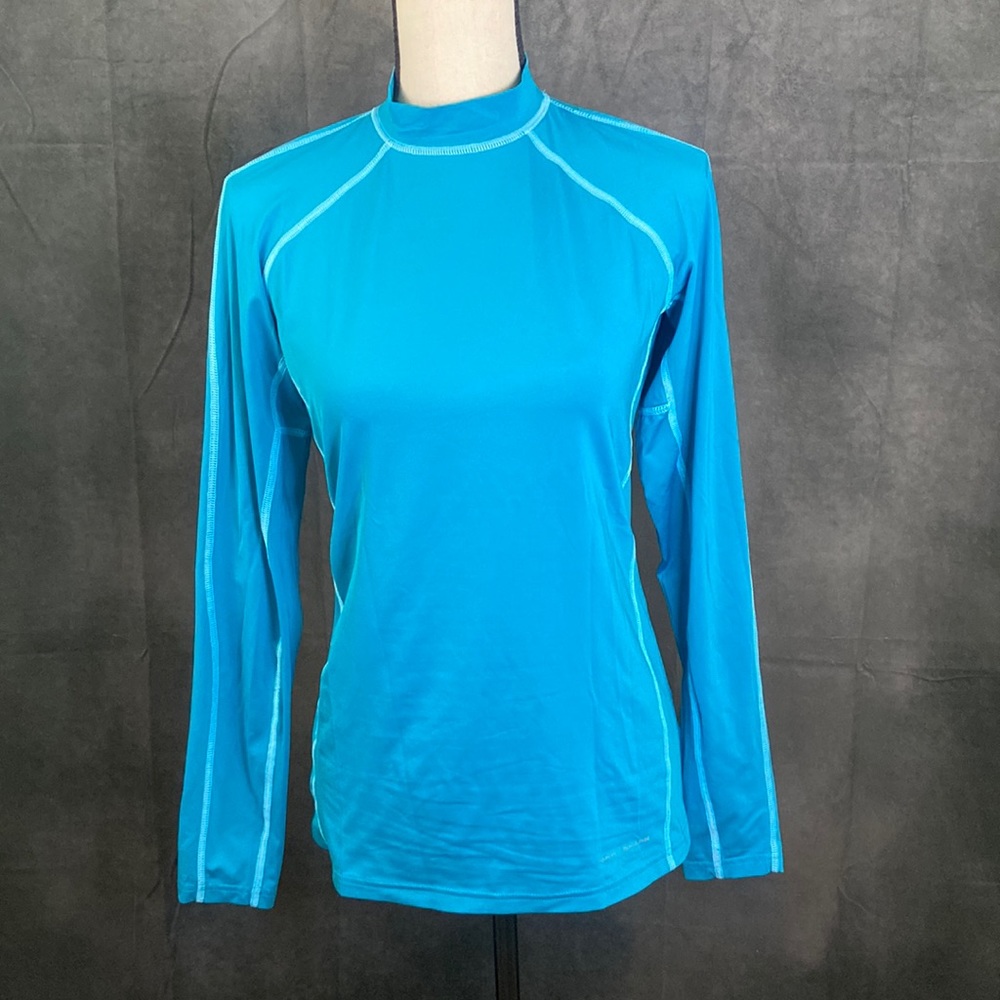 Columbia long sleeve shirt M